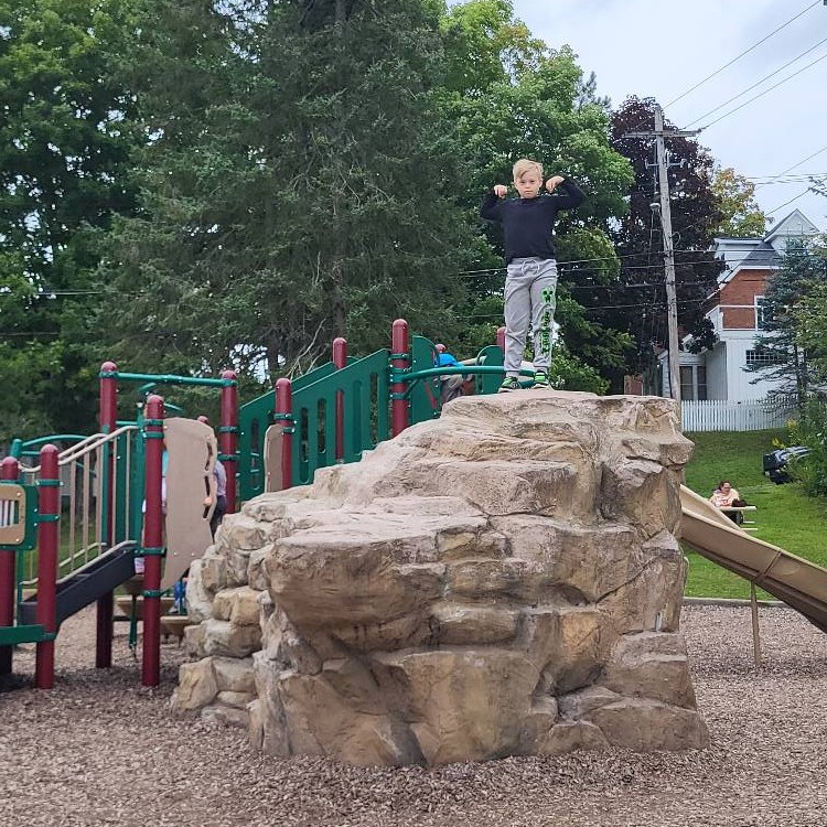 Best Playground Features According to the Lightning Kid