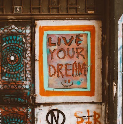 6 Ideas To Remember Your Dreams At Night